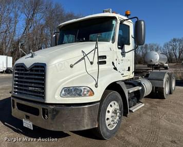 Main image Mack CXU613